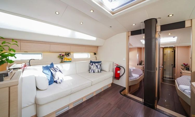 Jeanneau 64 | Life time