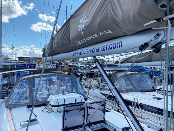 Jeanneau Sun Odyssey 519 | Pacharan