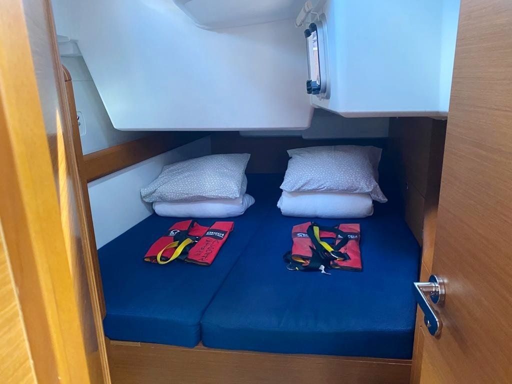 Jeanneau Sun Odyssey 519 | Pacharan