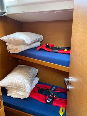 Jeanneau Sun Odyssey 519 | Pacharan