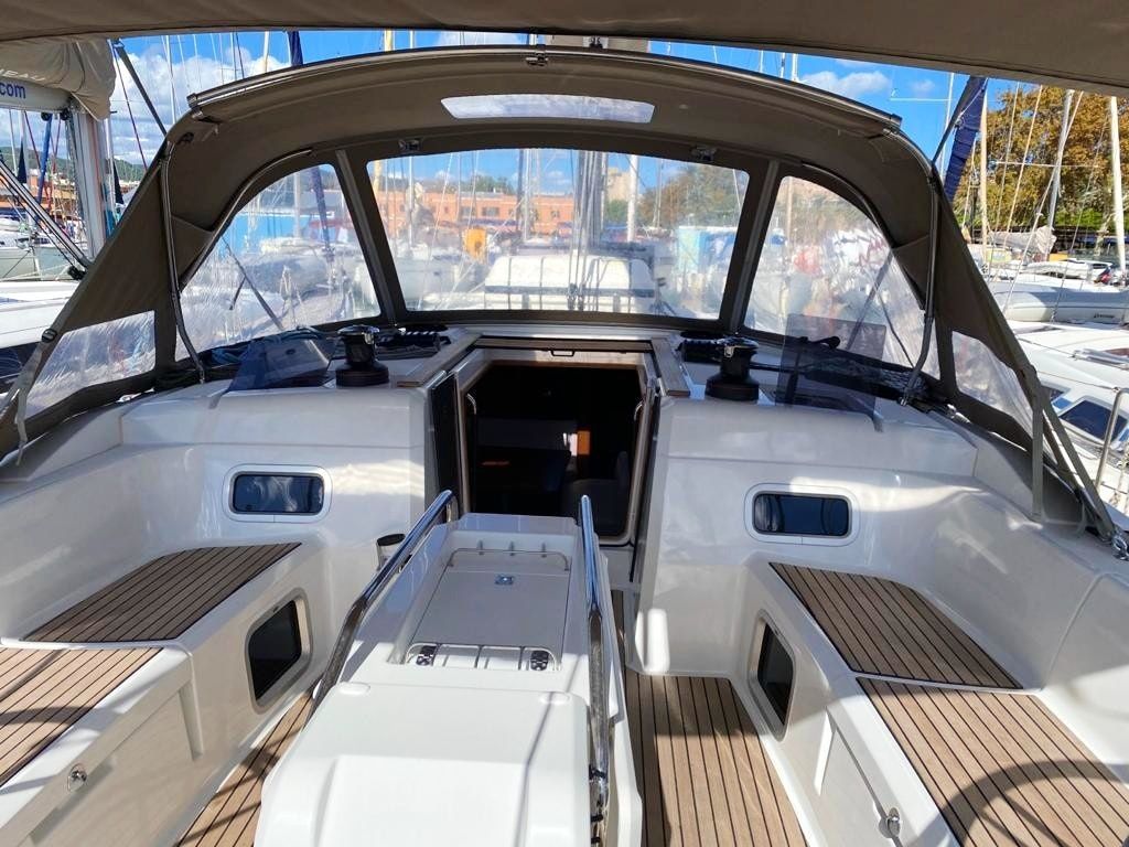 Jeanneau Sun Odyssey 519 | Pacharan