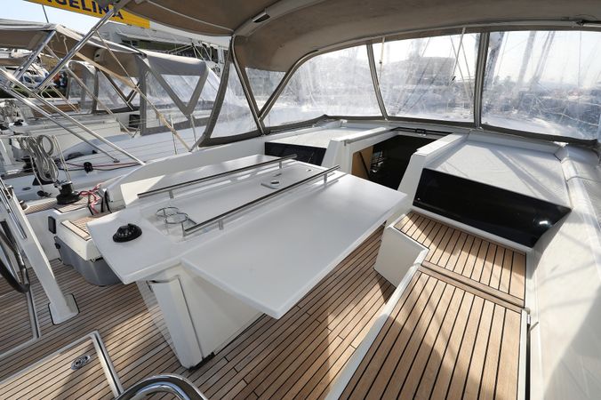 Beneteau Oceanis 46.1 | Lambda