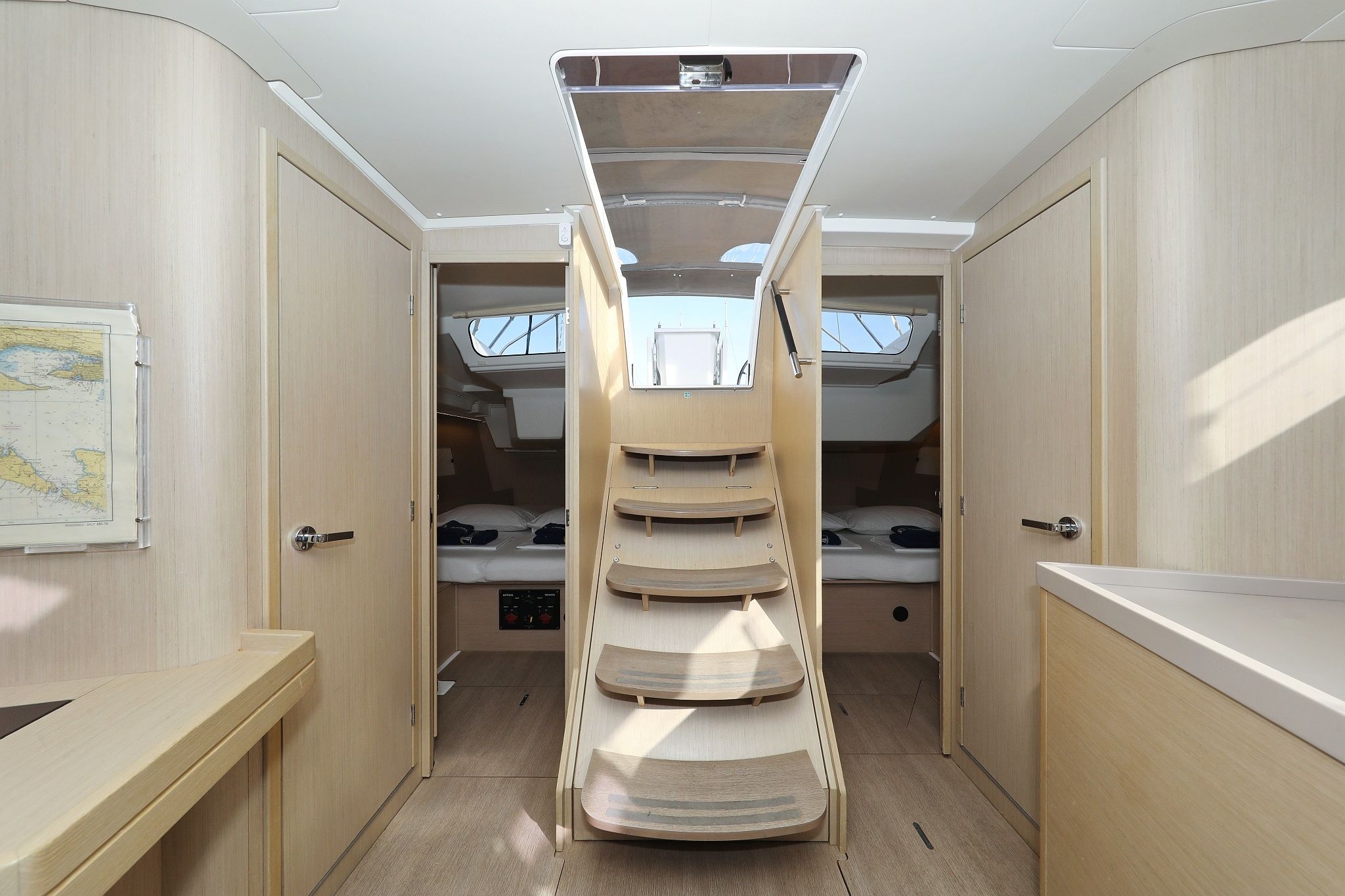 Beneteau Oceanis 46.1 | Lambda