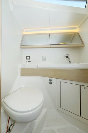 Beneteau Oceanis 46.1 | Lambda