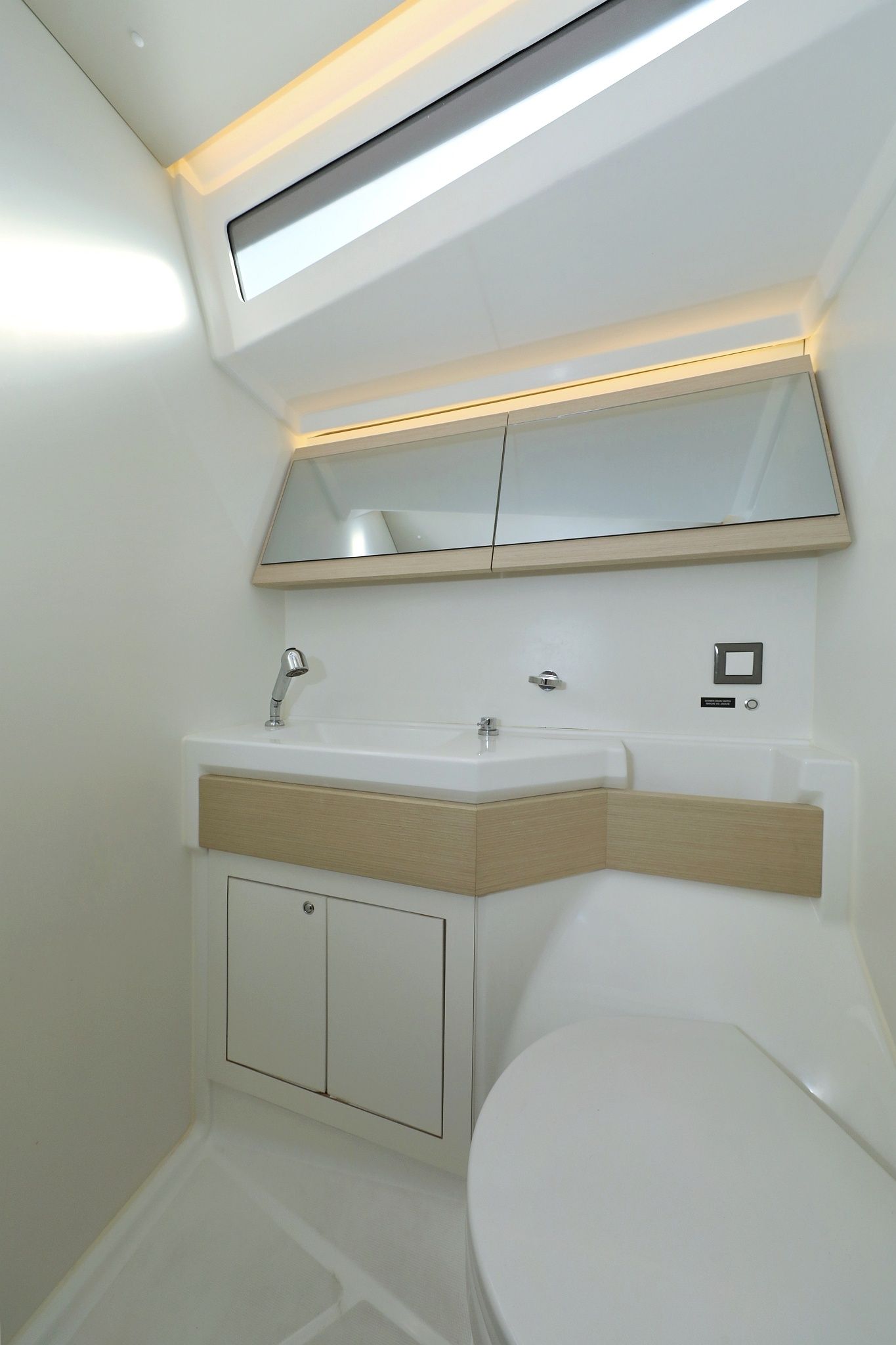 Beneteau Oceanis 46.1 | Lambda