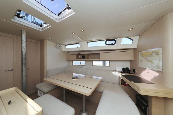 Beneteau Oceanis 46.1 | Saturn