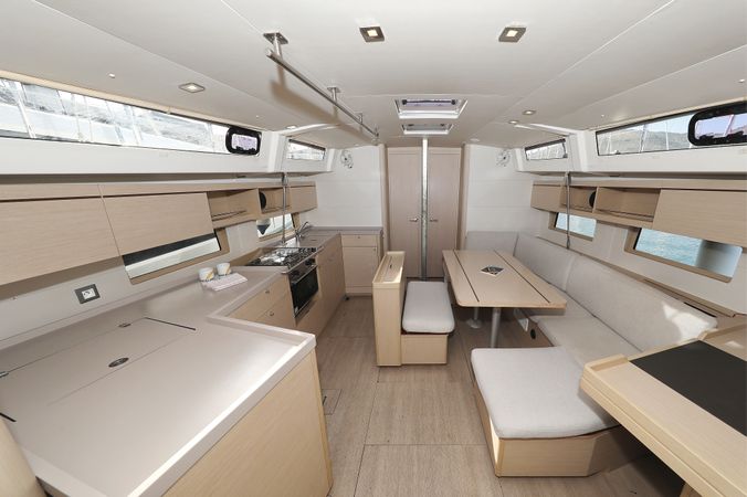 Beneteau Oceanis 46.1 | Saturn