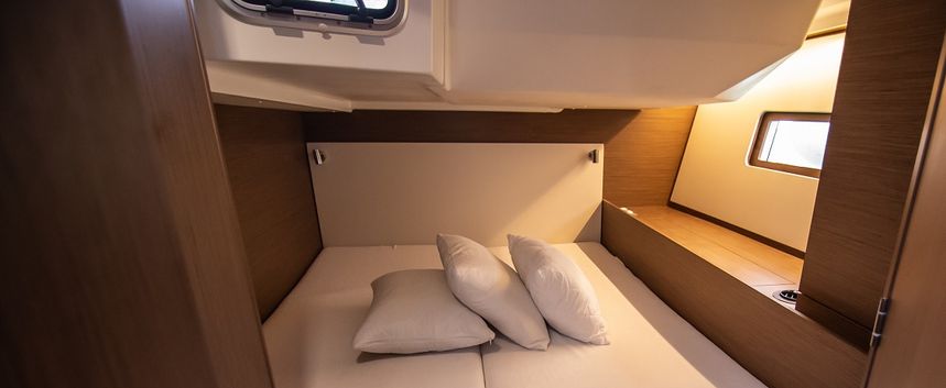 Beneteau Oceanis 51.1 | Theodora