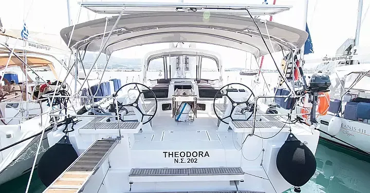 Beneteau Oceanis 51.1 | Theodora