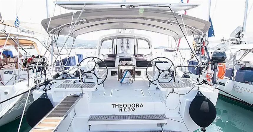 Beneteau Oceanis 51.1 | Theodora