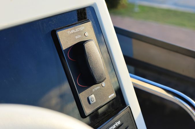 Cobra Yachts 40 | Backup