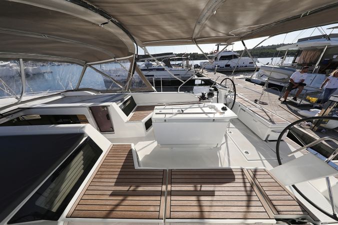 Beneteau Oceanis 51 | Air 1
