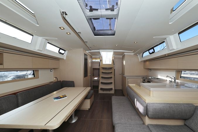 Beneteau Oceanis 51 | Air 1