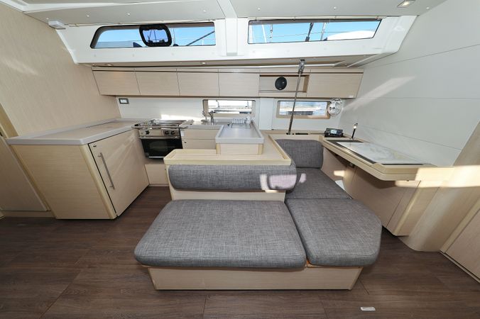Beneteau Oceanis 51 | Air 1