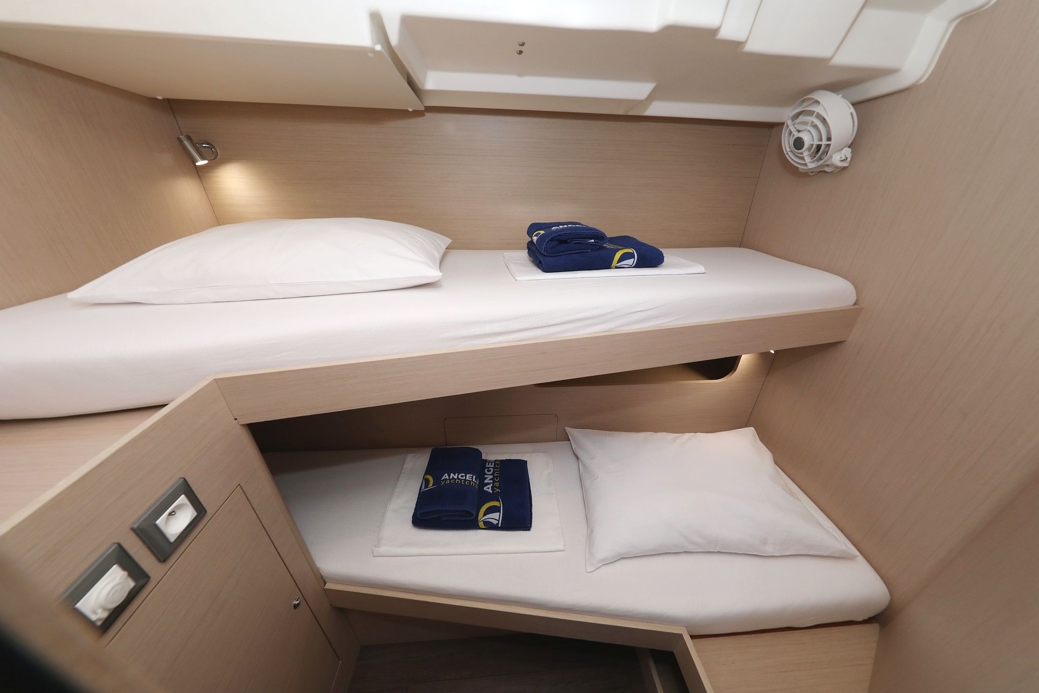 Beneteau Oceanis 51 | Air 1