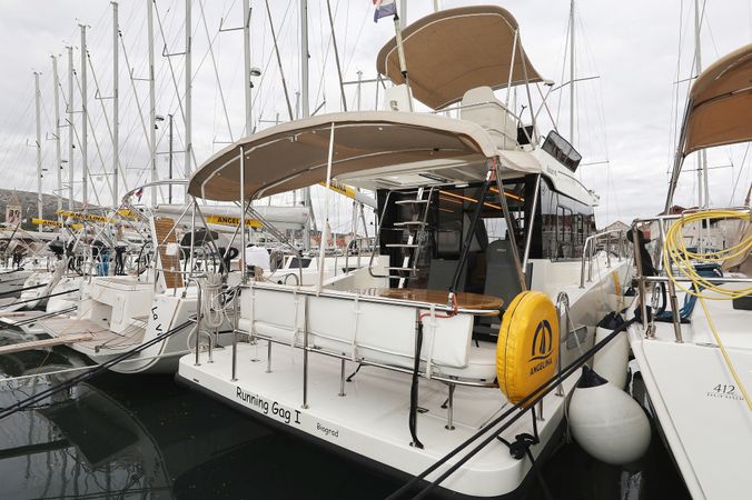 Cobra Yachts 40 | Running Gag I