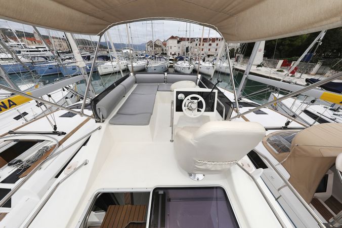 Cobra Yachts 40 | Running Gag I
