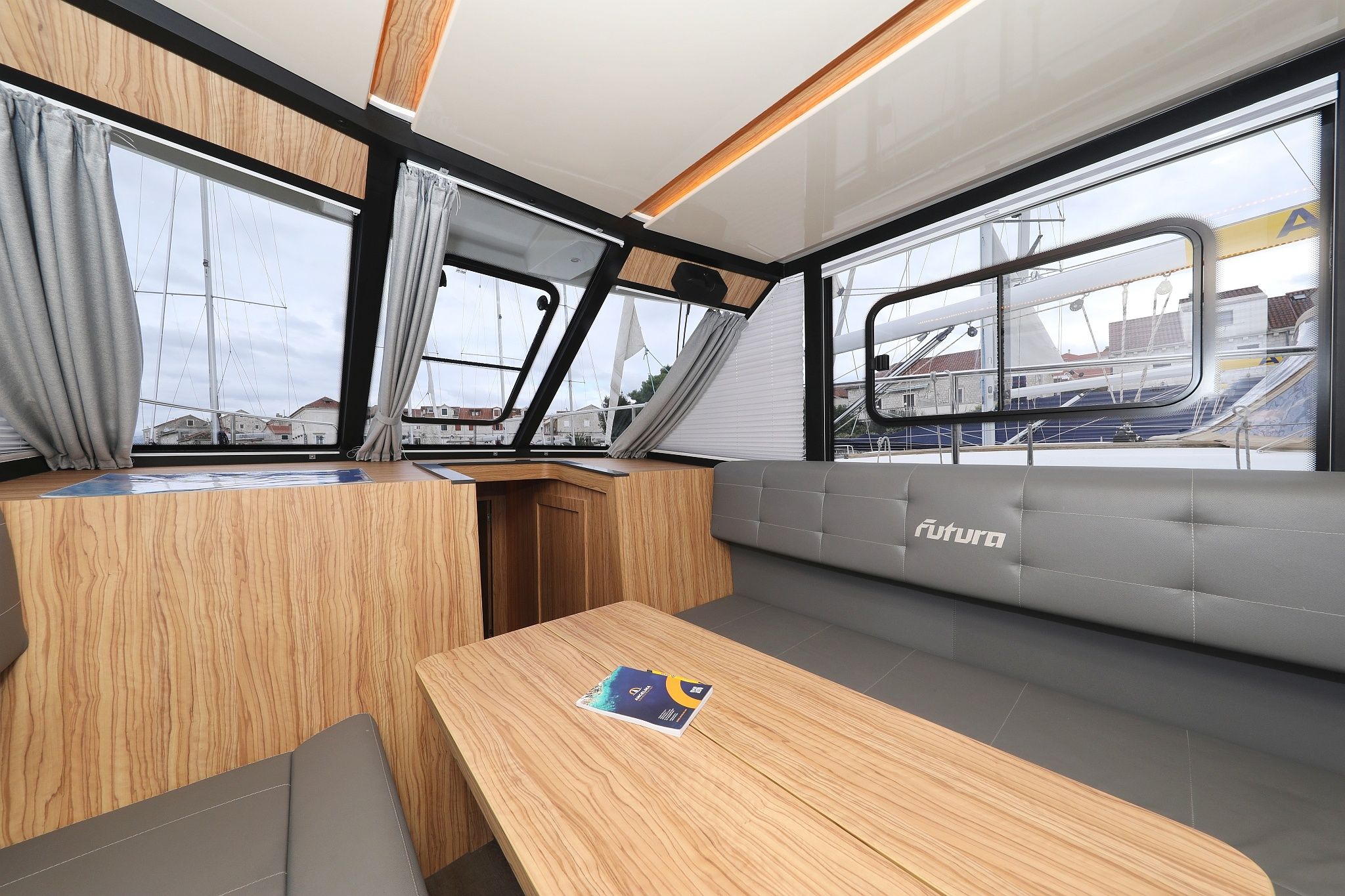 Cobra Yachts 40 | Running Gag I
