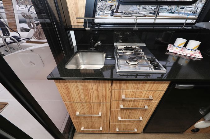 Cobra Yachts 40 | Running Gag I