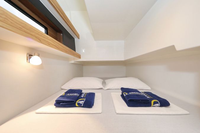 Cobra Yachts 40 | Running Gag I