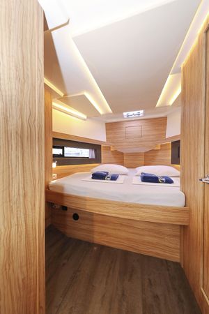 Cobra Yachts 40 | Running Gag I