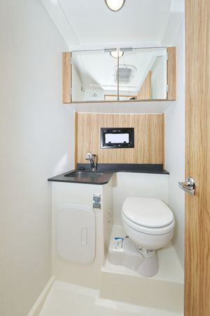 Cobra Yachts 40 | Running Gag I