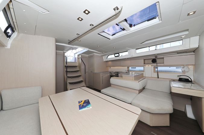 Beneteau Oceanis 51.1 | Jupiter