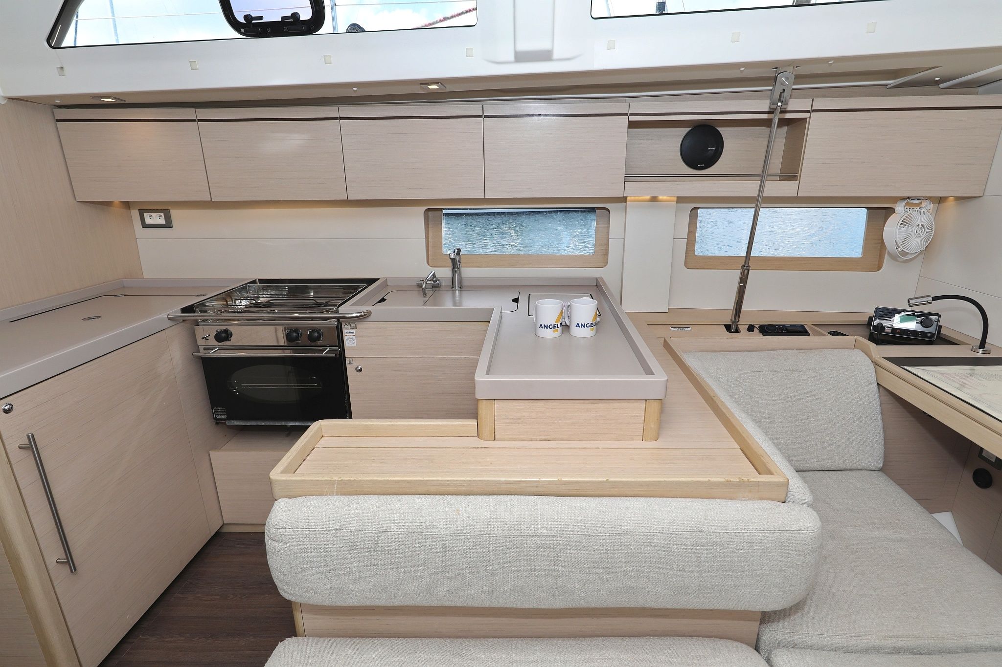 Beneteau Oceanis 51.1 | Jupiter
