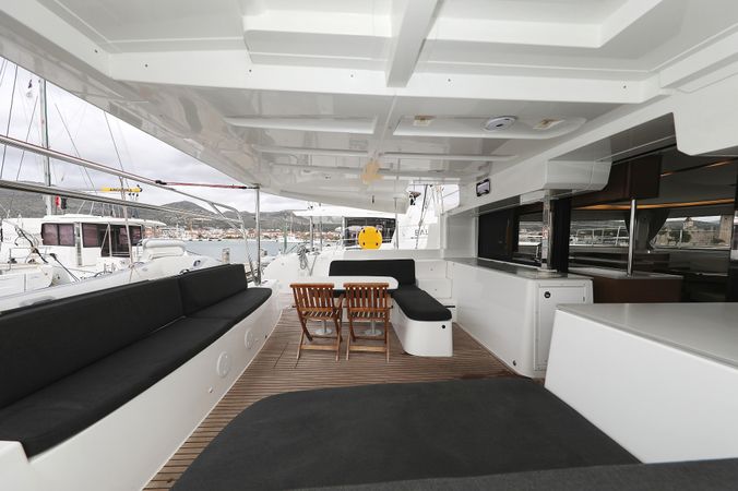 Lagoon 46 | Barbarella 3