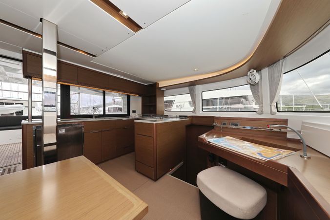 Lagoon 46 | Barbarella 3