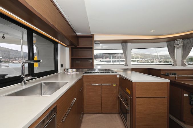 Lagoon 46 | Barbarella 3