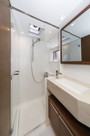 Lagoon 46 | Excellence