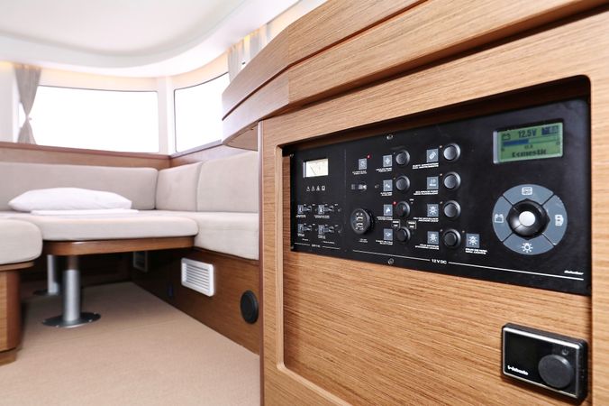 Lagoon 42 | Air Wave