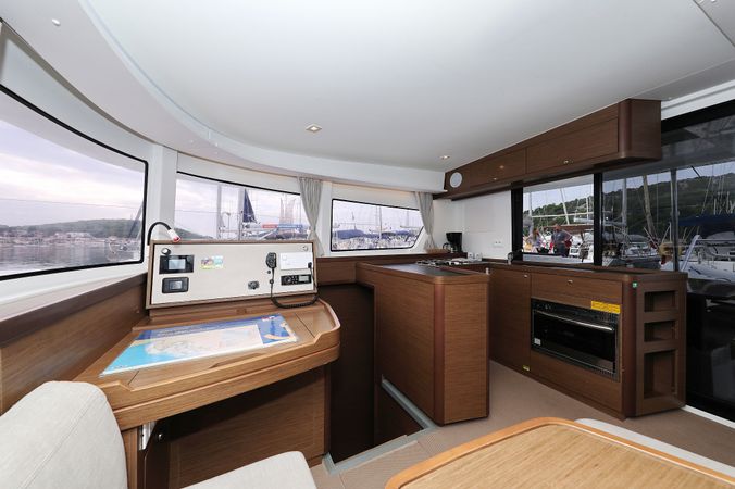 Lagoon 42 | Air Wave