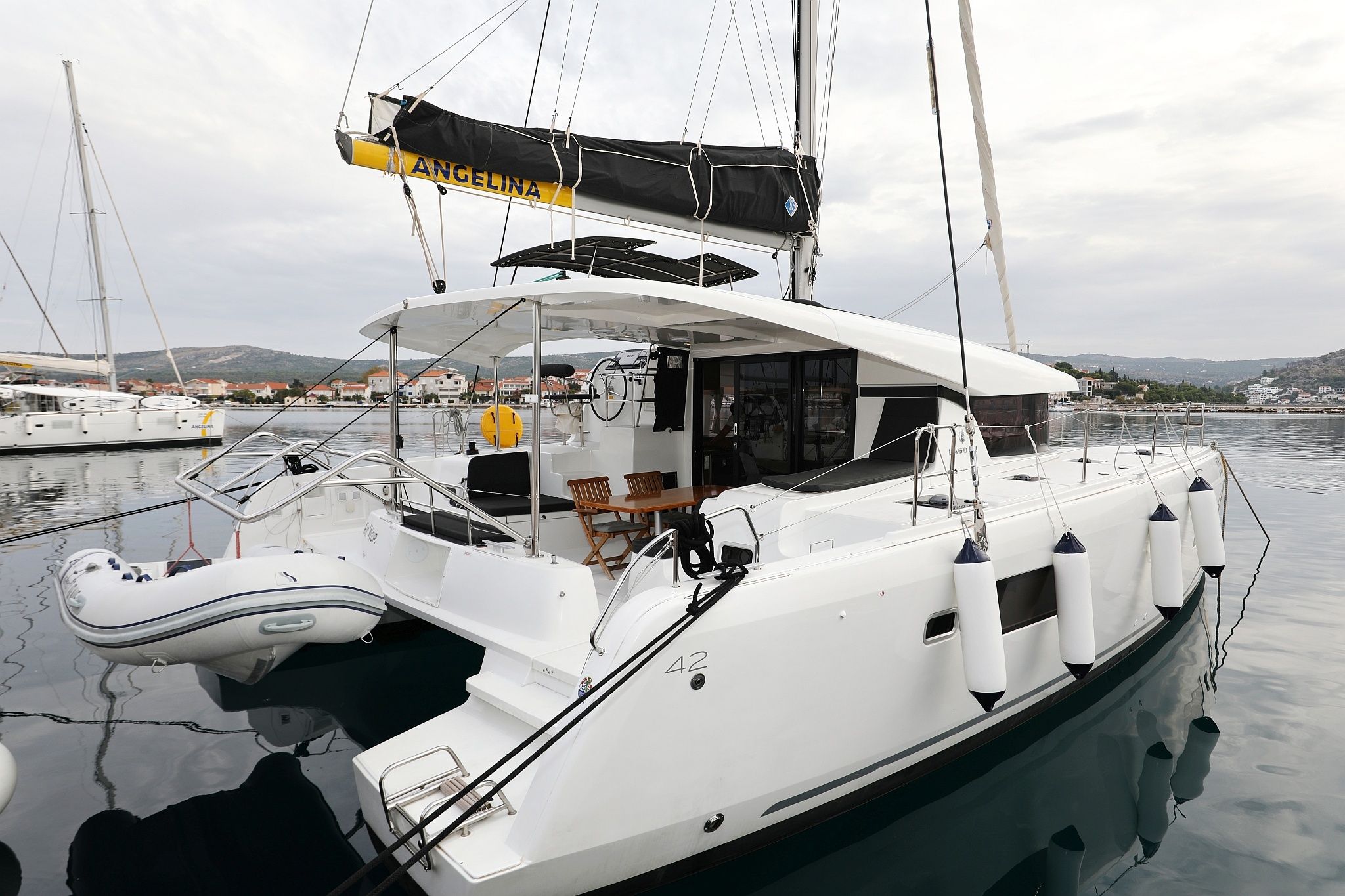 Lagoon 42 | Air Wave