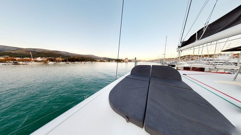 Lagoon 42 | Best Friends 1