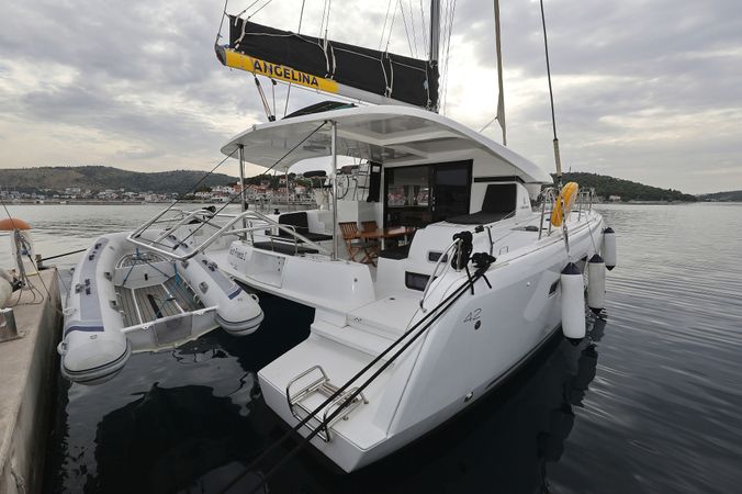 Lagoon 42 | Best Friends 1