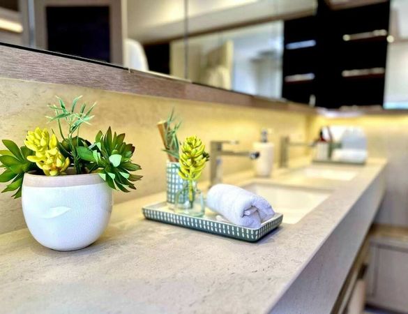 Lagoon Seventy 7 | Twin Flame