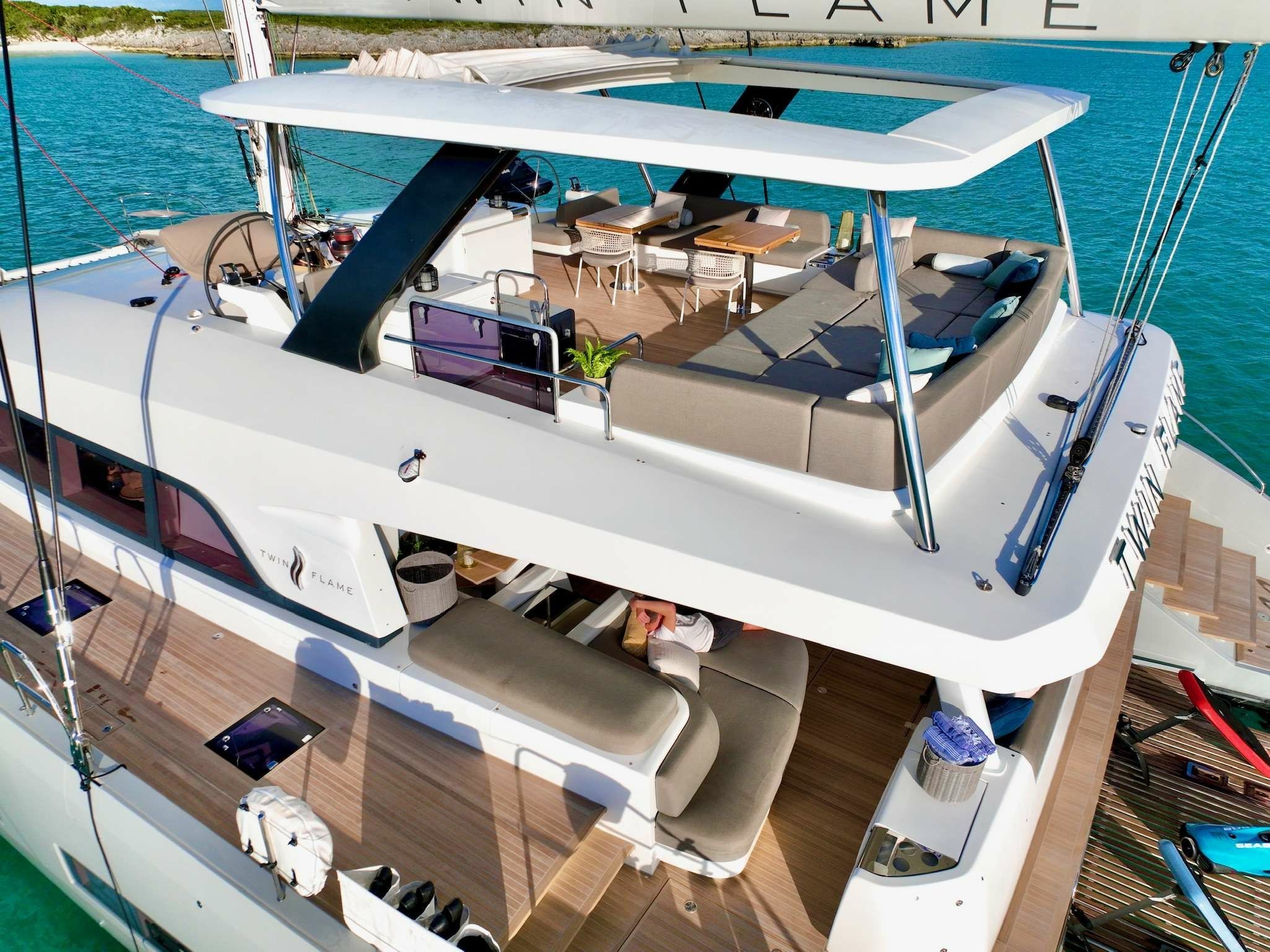 Lagoon Seventy 7 | Twin Flame