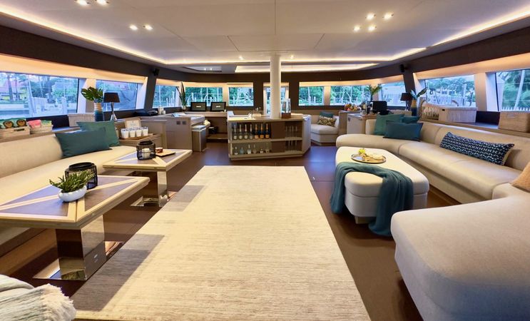 Lagoon Seventy 7 | Twin Flame