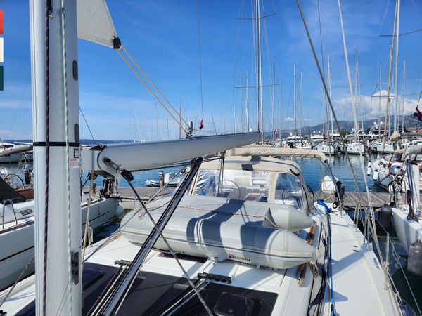 Dufour 430 | Largo
