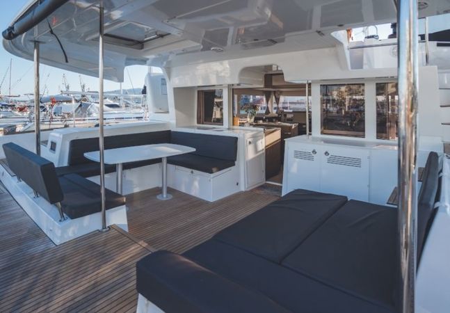 Lagoon 450 F | Alkyone