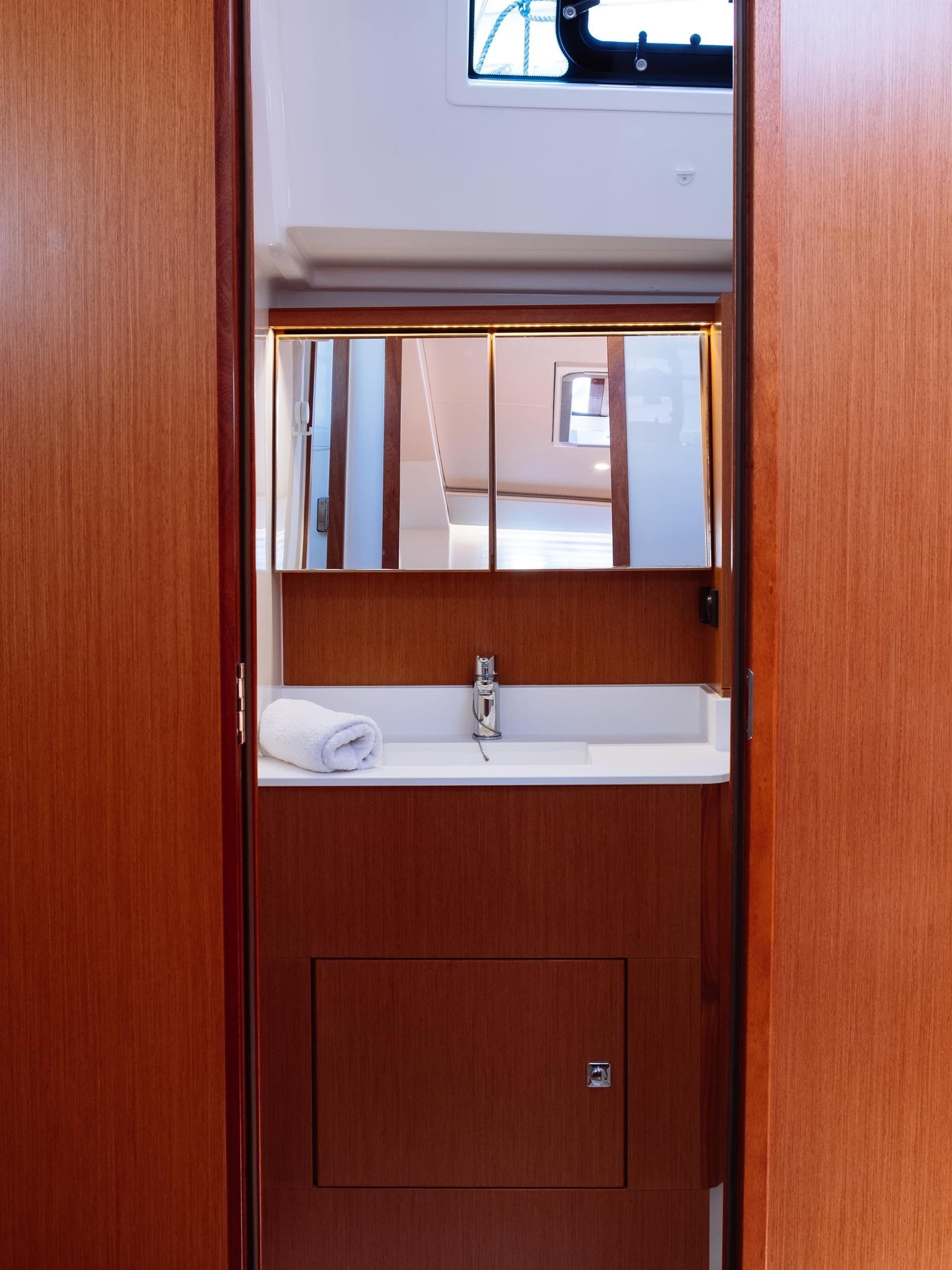 Bavaria C45 | Dawn