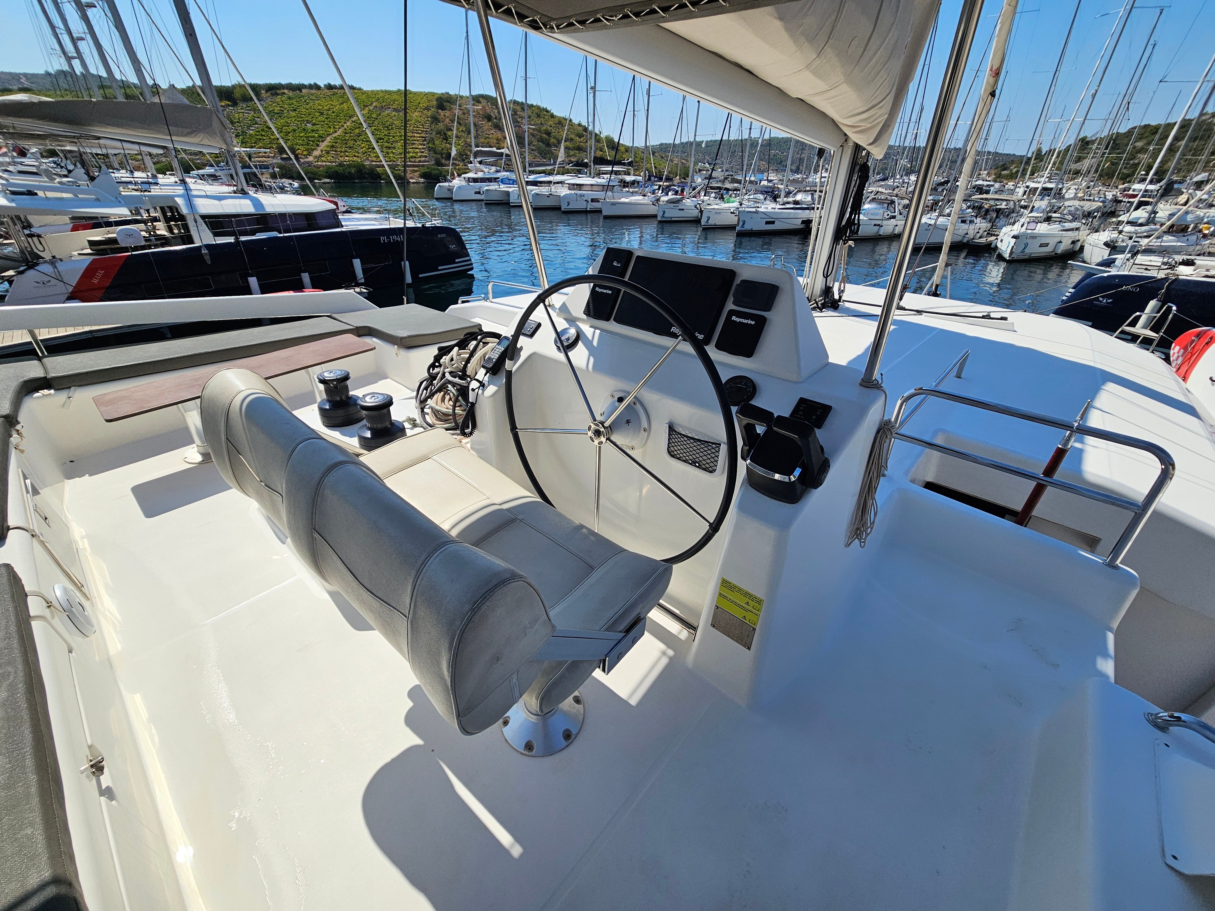 Dufour 48 | Yam