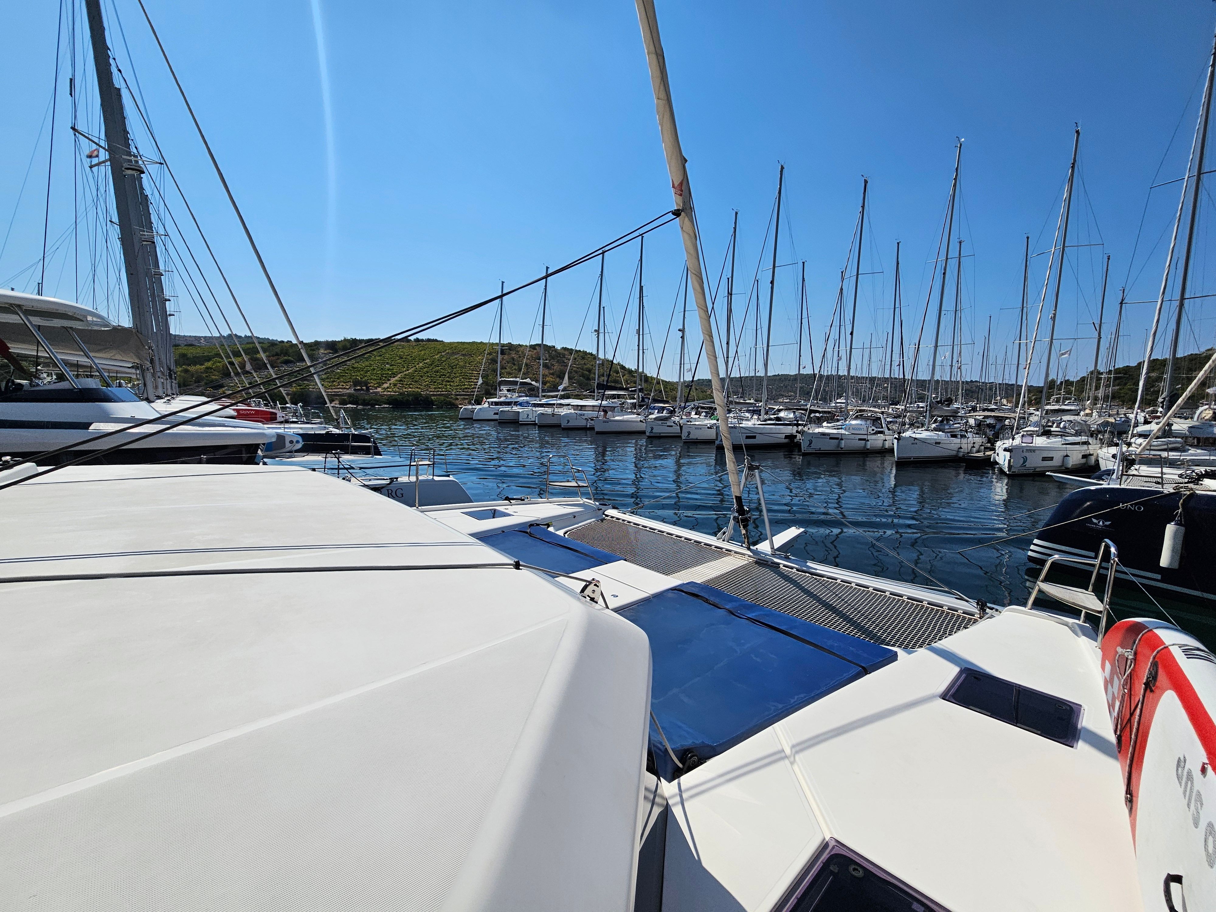 Dufour 48 | Yam