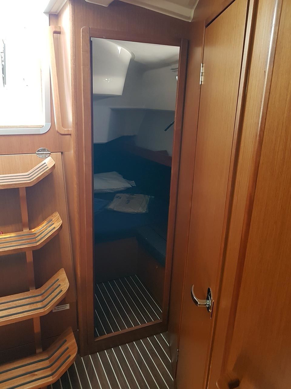 Bavaria Cruiser 37 | Crush