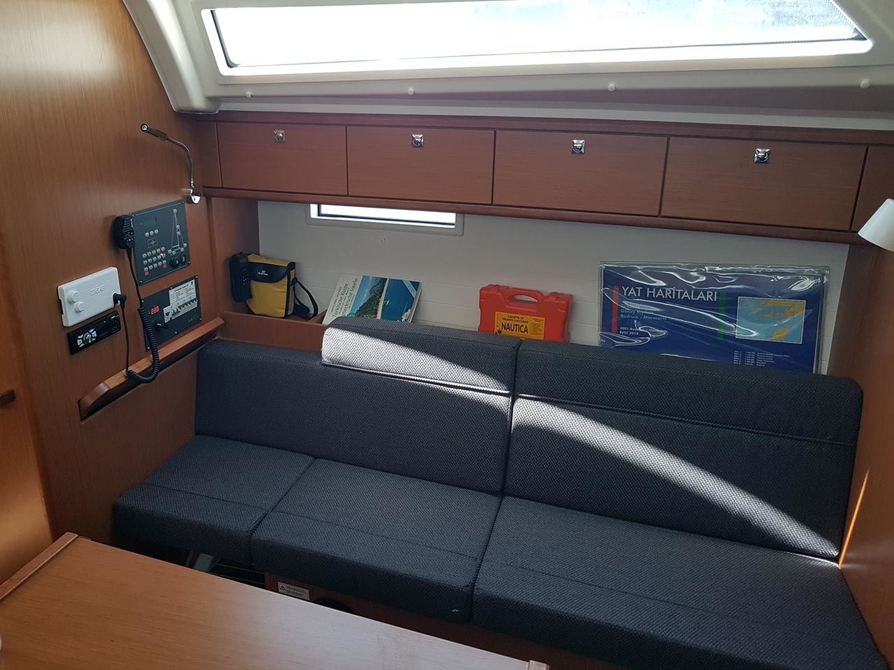 Bavaria Cruiser 37 | Crush