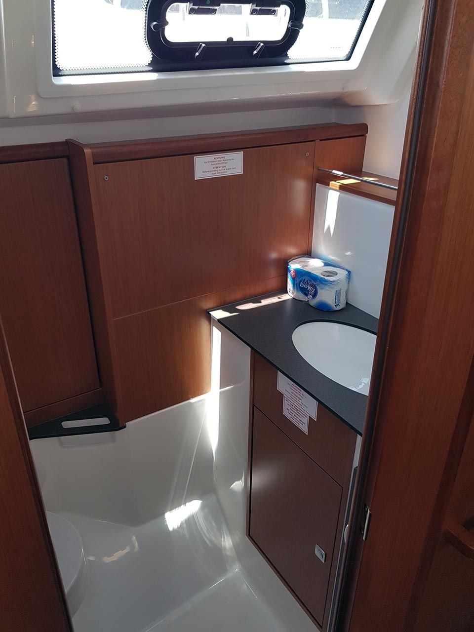 Bavaria Cruiser 37 | Crush