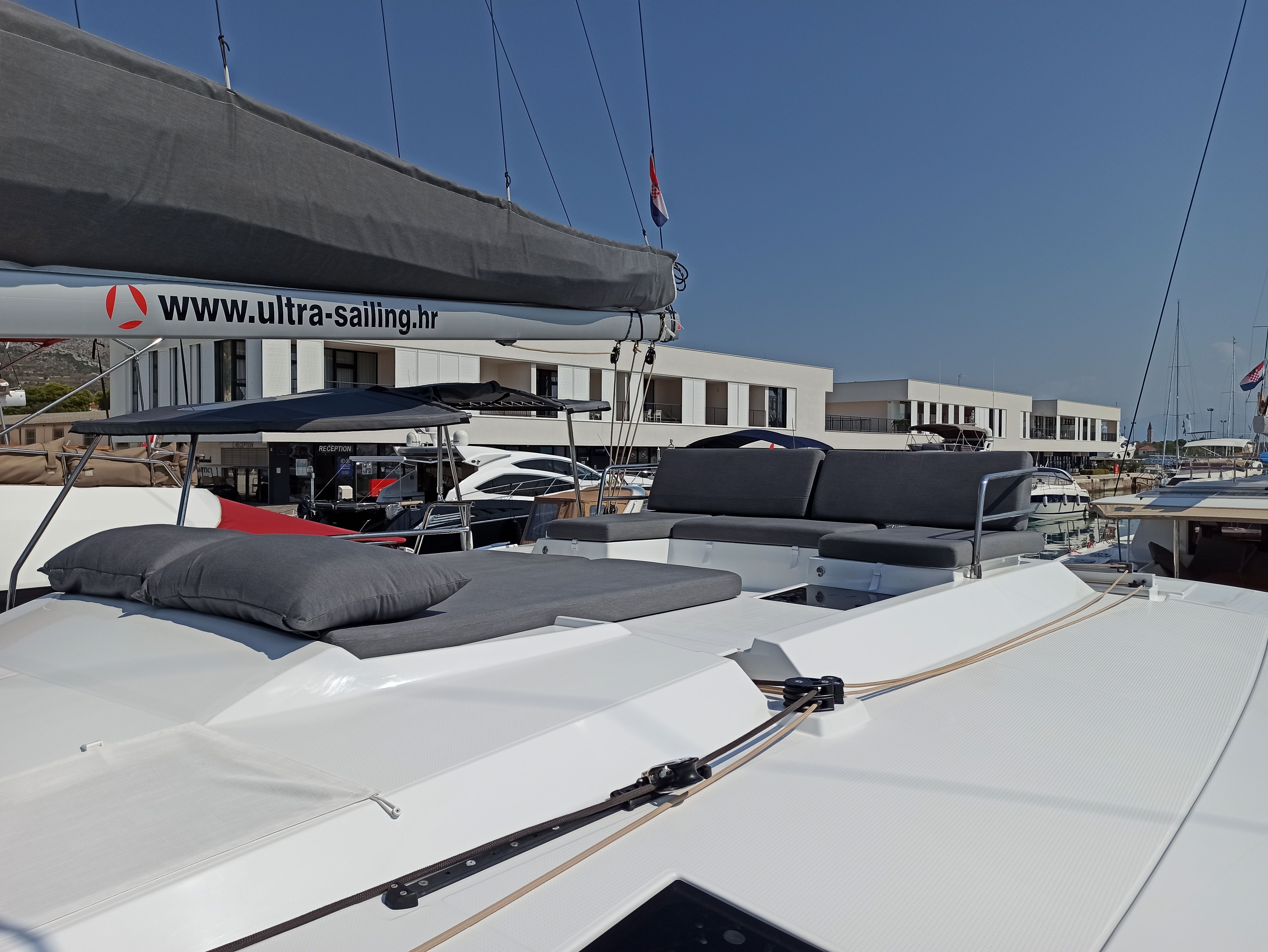 Fountaine Pajot Saona 47 | Desafinado