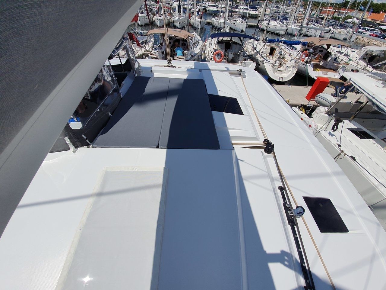 Fountaine Pajot Astrea 42 | Discordia